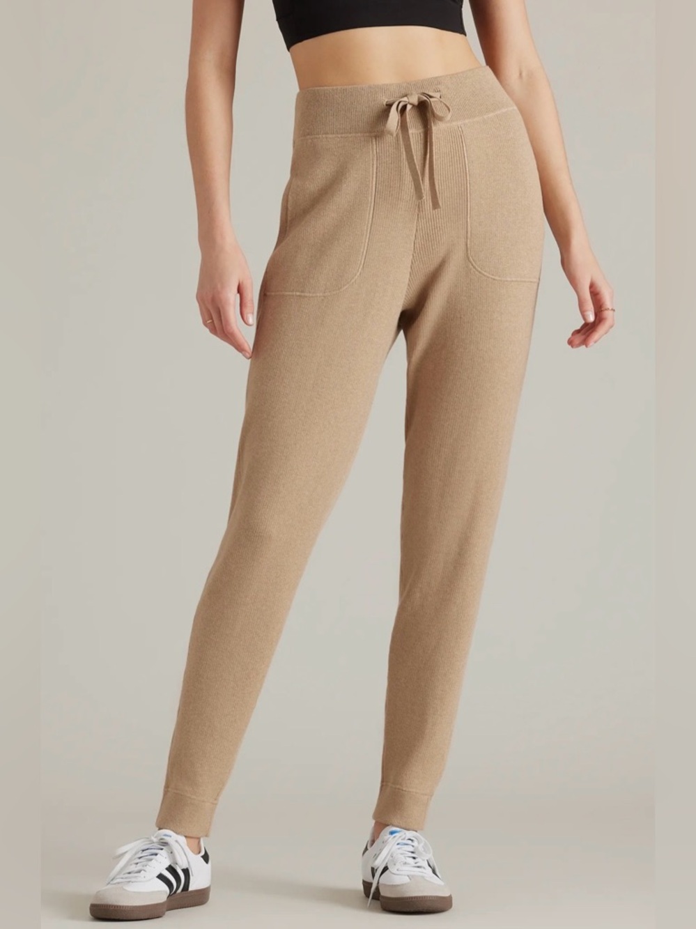 NWT RHONE Daybreak Jogger Camel Heather